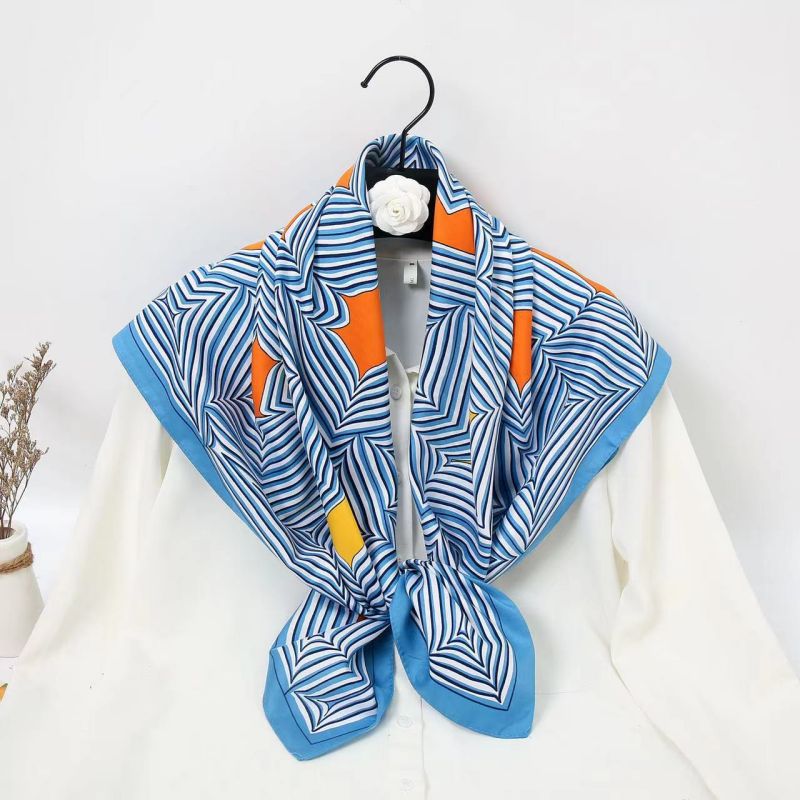 Foulard Quadrato 90cm di Alta  - Silk Scarf Square recensione e prezzo