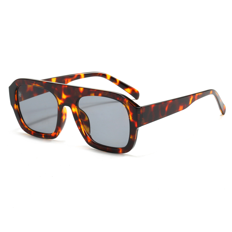 Occhiali da sole da auto 1/4 p - Sunglasses Oversized Square recensione e prezzo