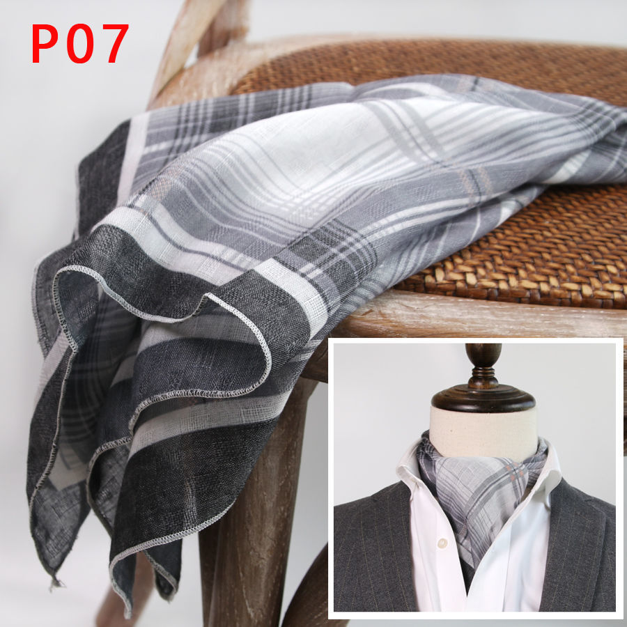Sciarpa quadrata da uomo con b - Silk Scarf Square recensione e prezzo
