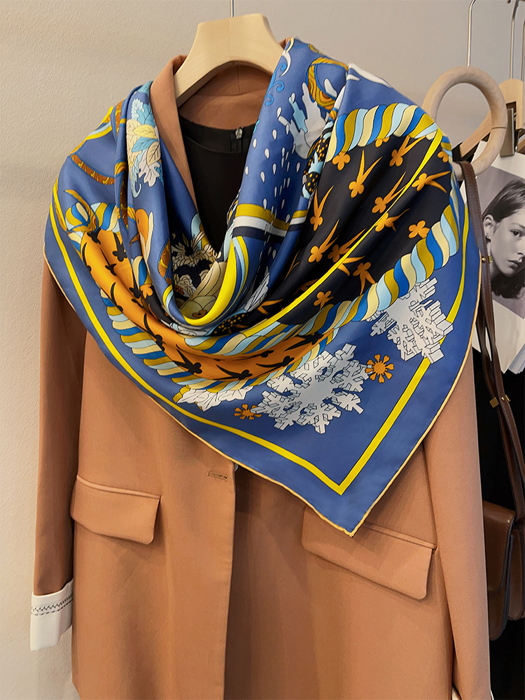 135CM 135CM sciarpe grandi in  - Silk Scarf Square recensione e prezzo